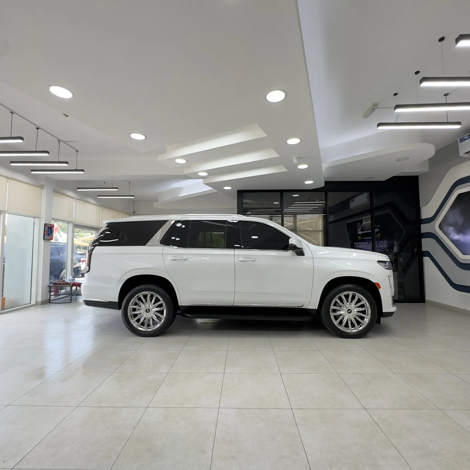 كاديلاك اسكاليد 2024 6.2L