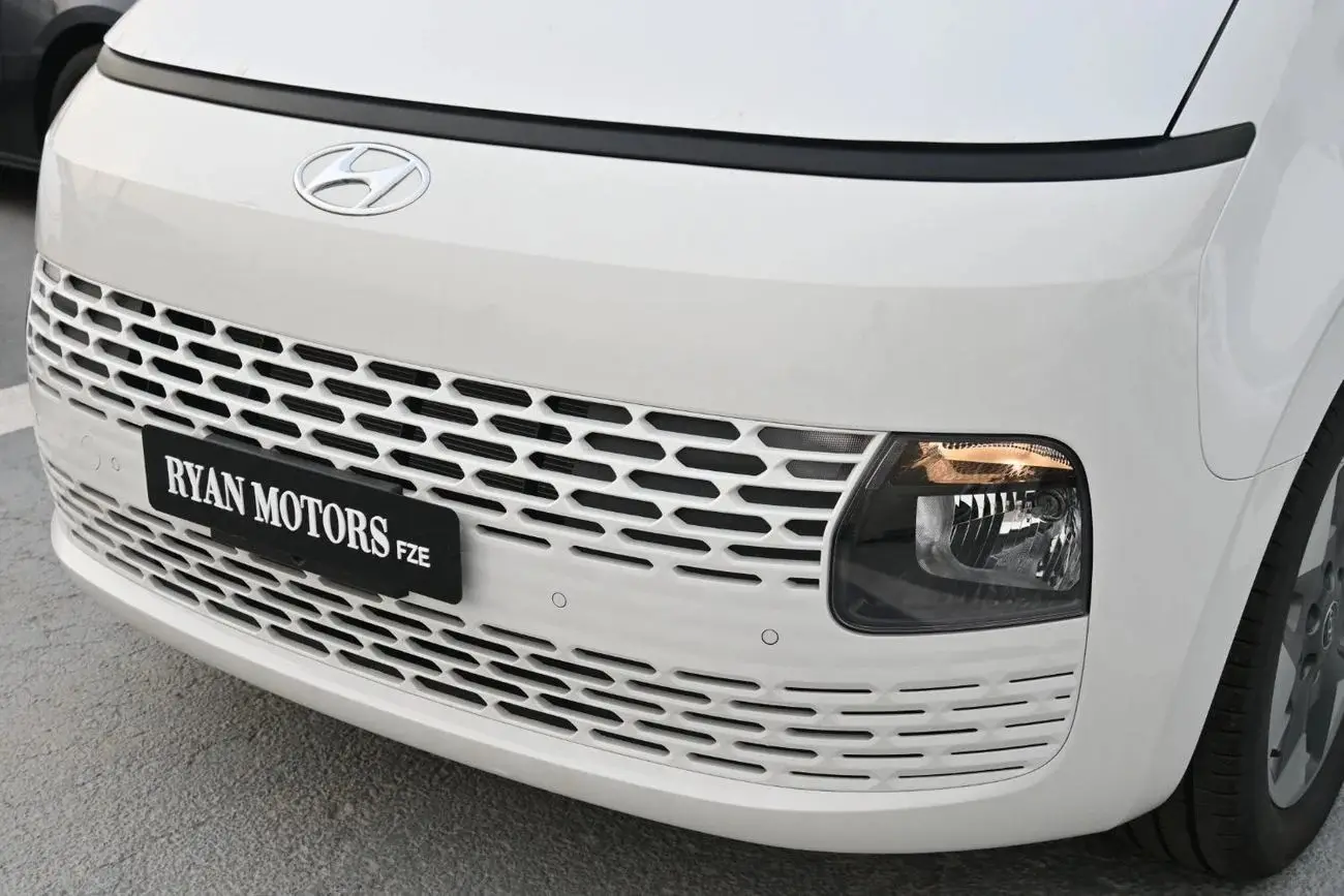 Hyundai Staria 2024 3.5L