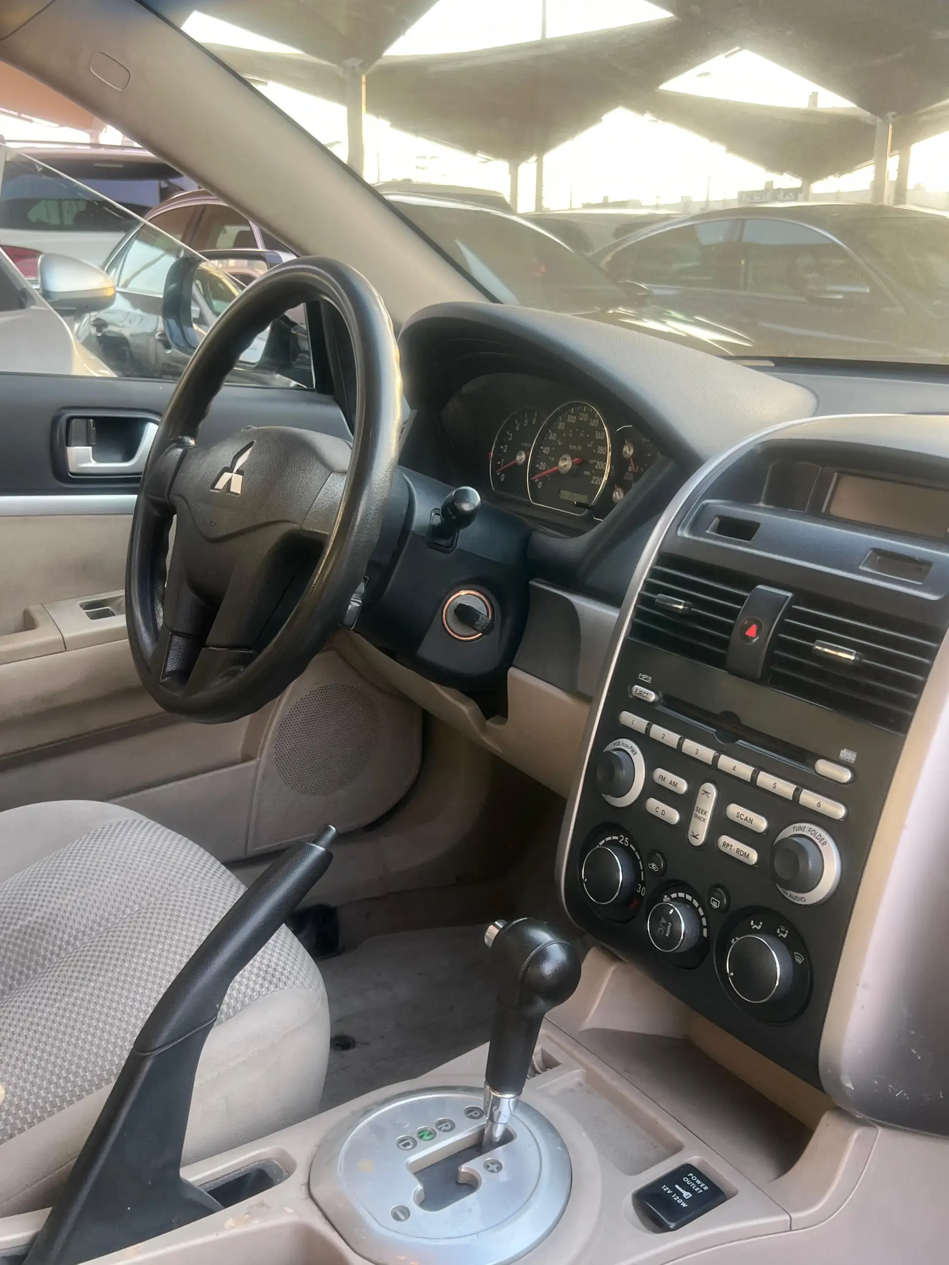 ميتسوبيشي جالانت 2008