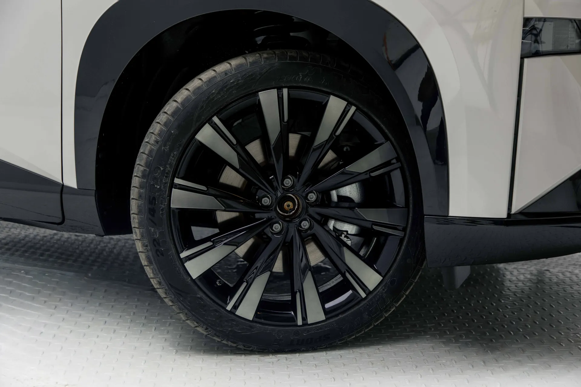 تويوتا bZ3 2025