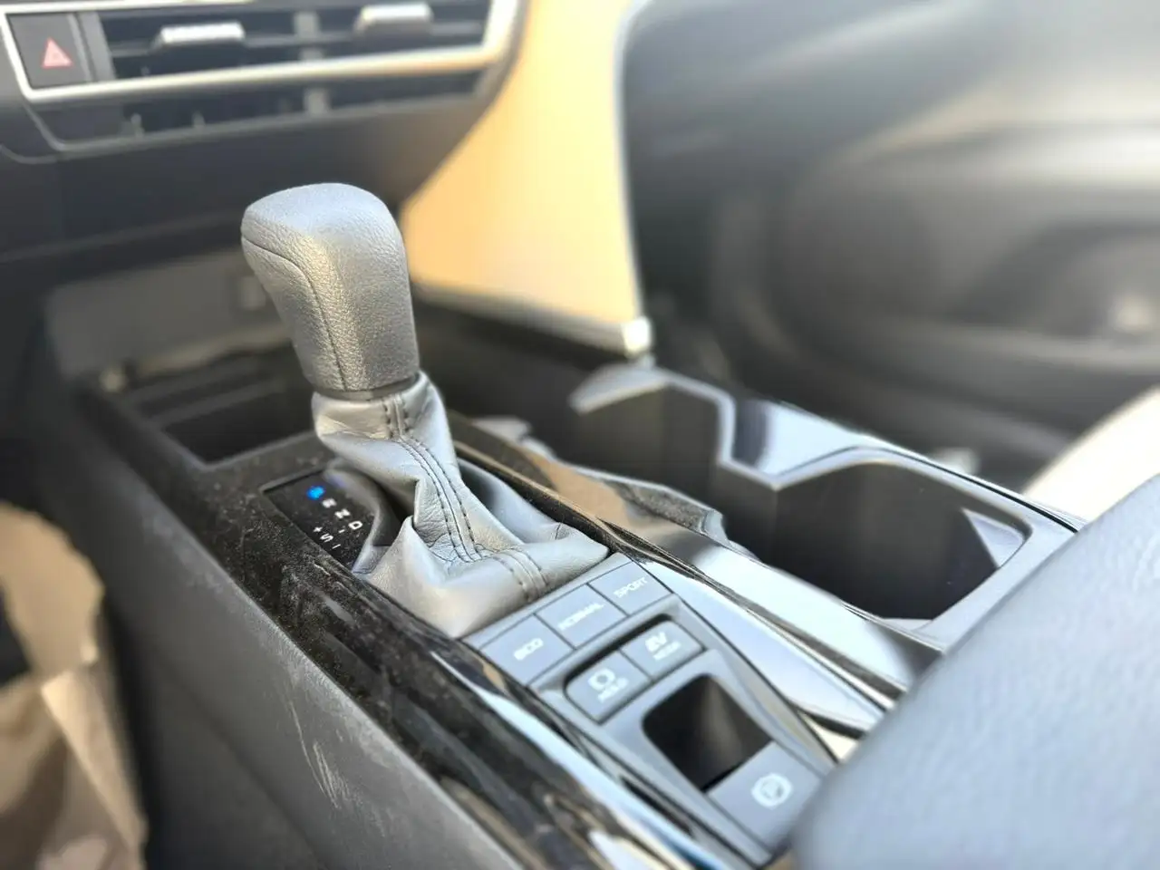 تويوتا Camry HEV 2025 2.5L