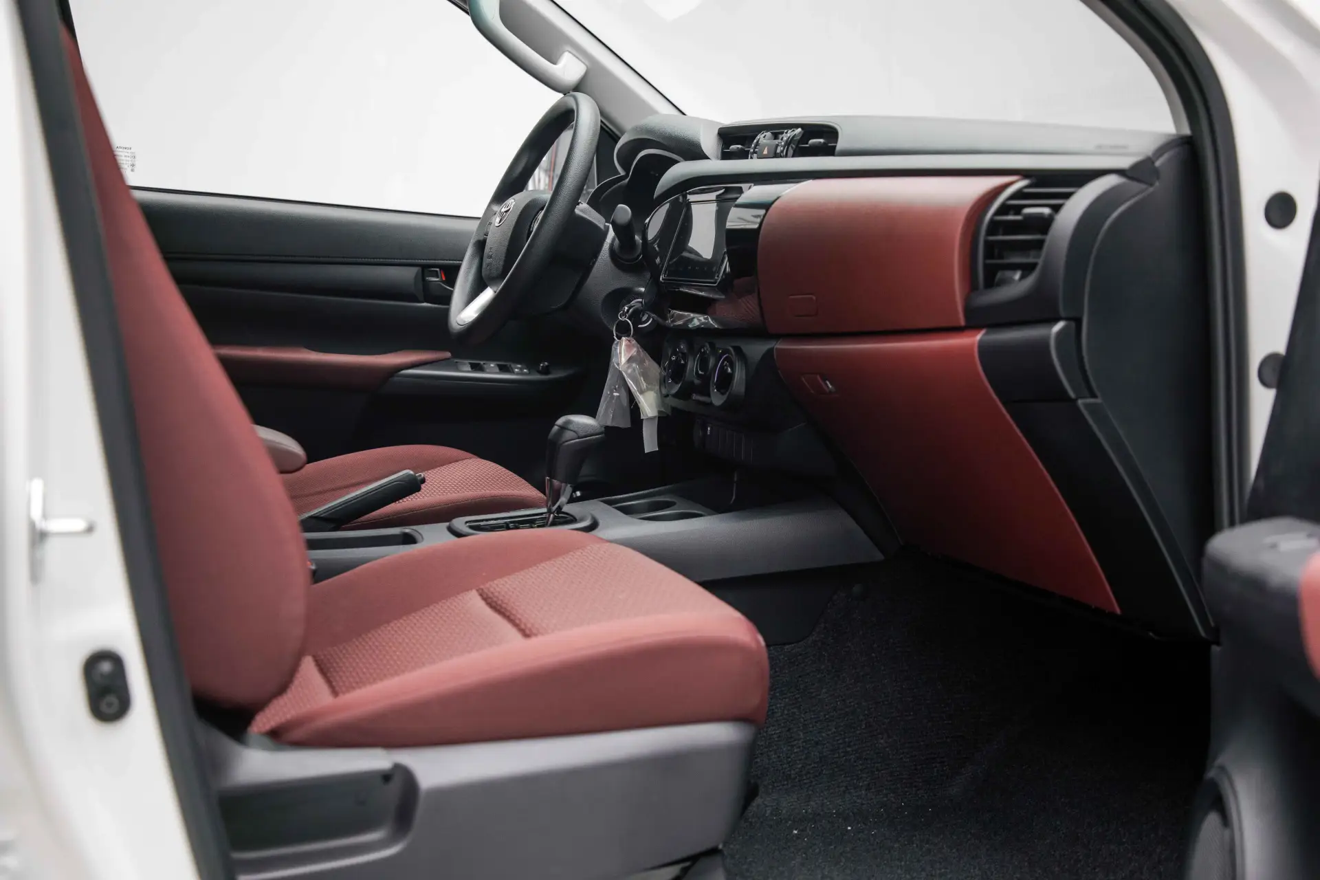 تويوتا هيلوكس 2026 2.7L