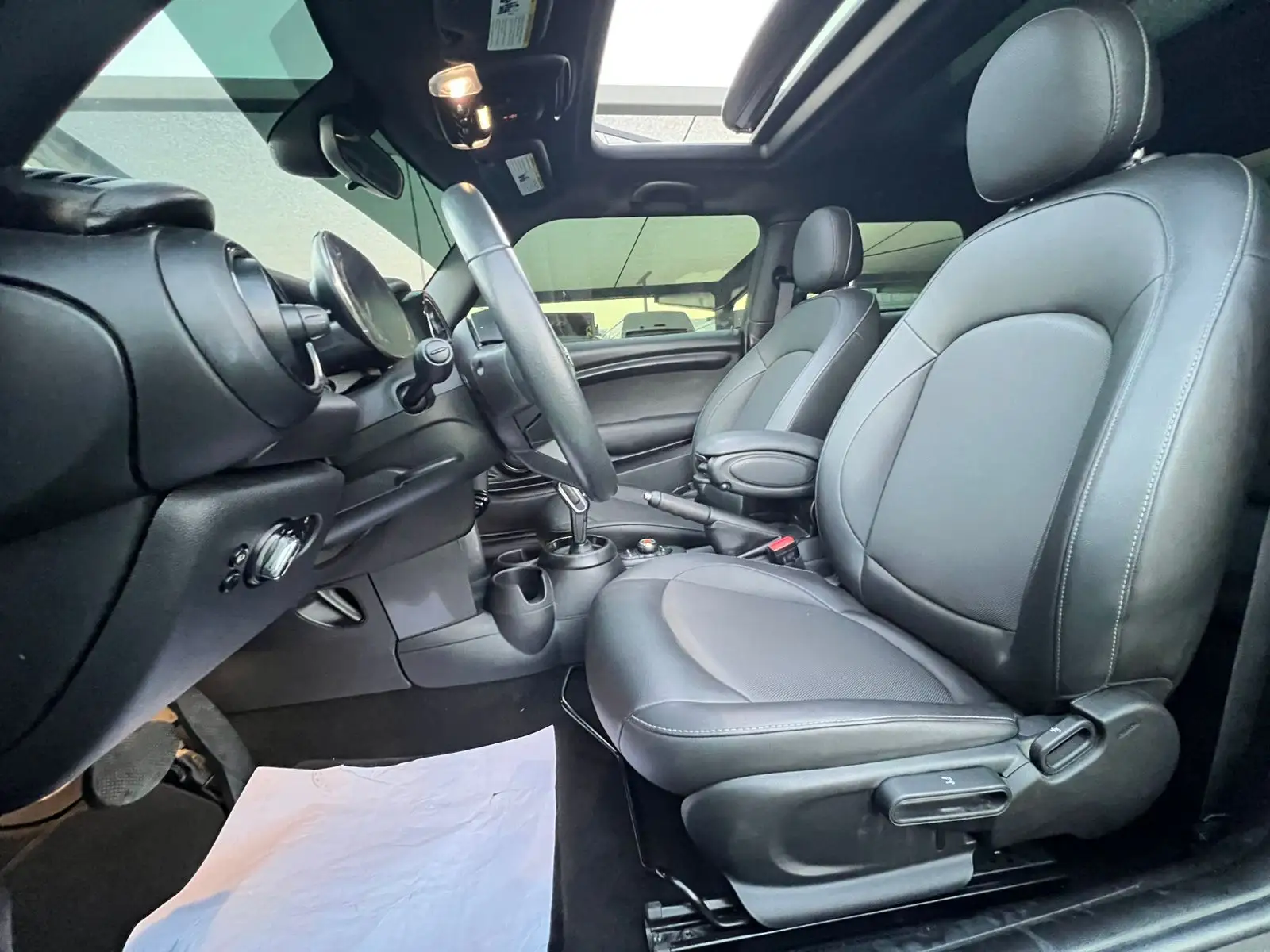 ميني كوبر 2022