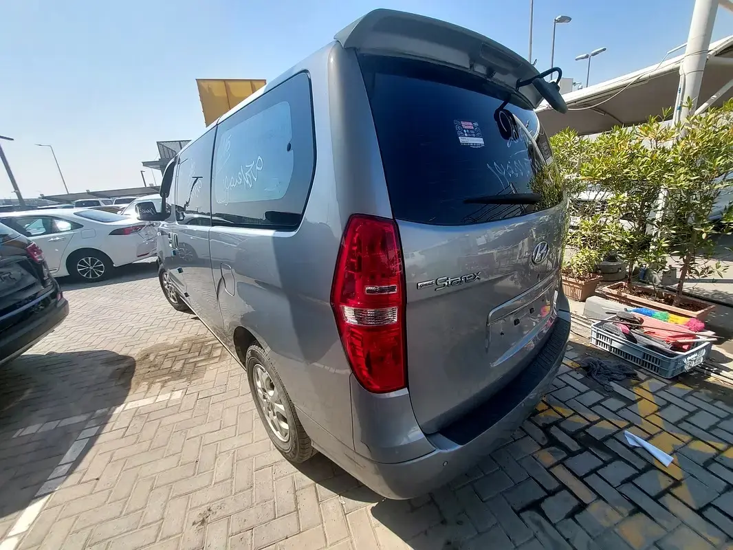 هيونداي H1 2015