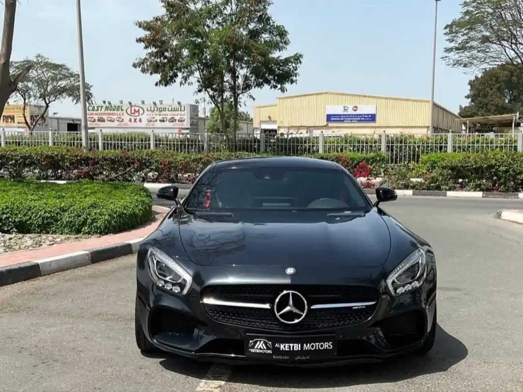 Mercedes Benz AMG GT 2015 4L