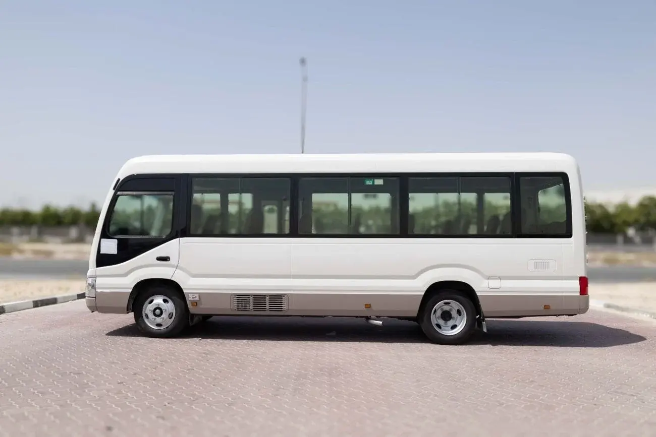 تويوتا كوستر 2025