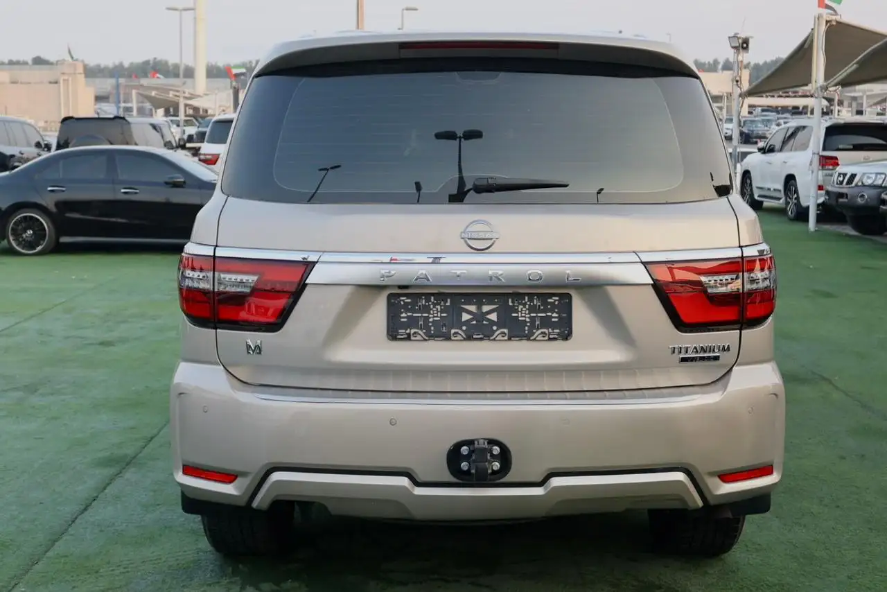 Nissan Patrol Safari 2023