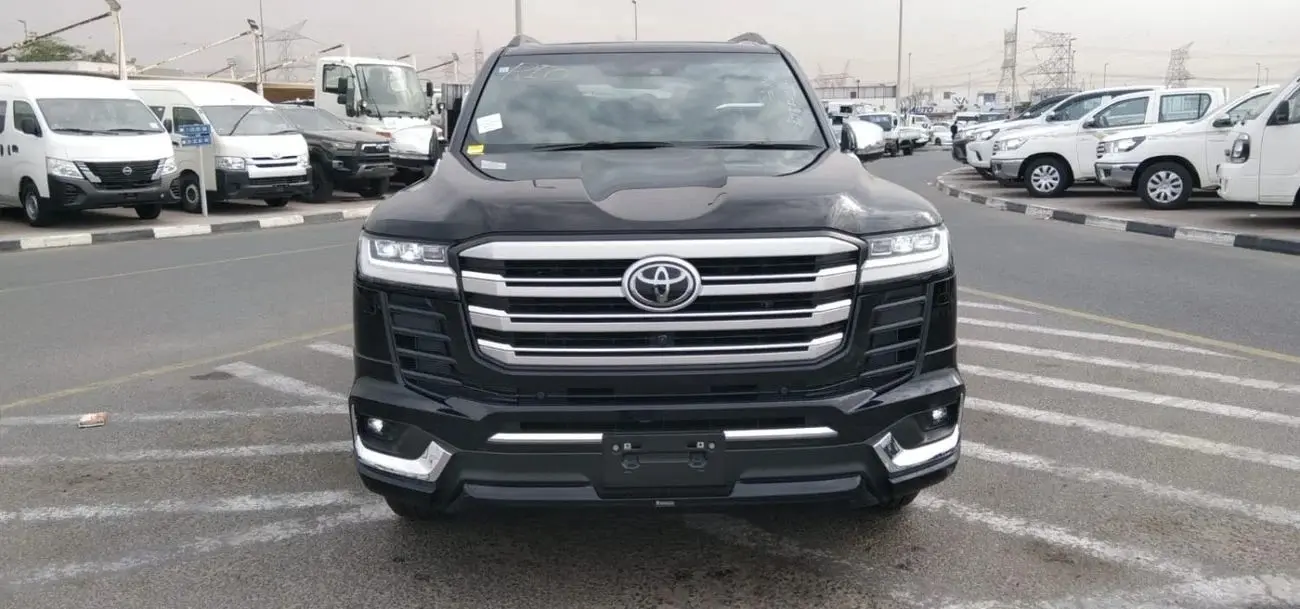 تويوتا لاند كروزر 2024 3.3L