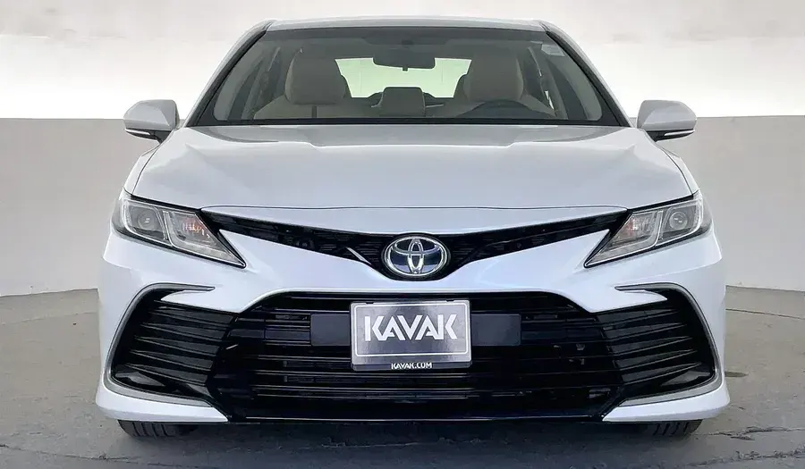 Toyota Camry 2023