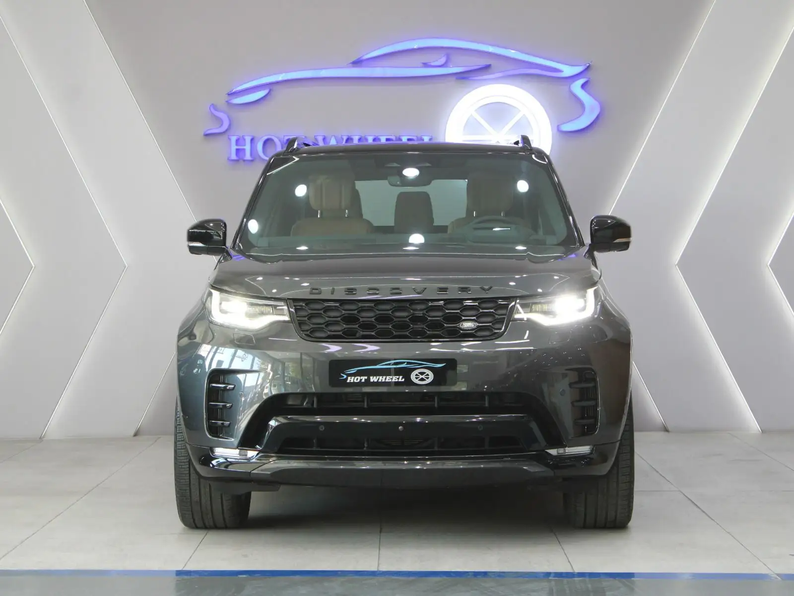 Land Rover Discovery 2024