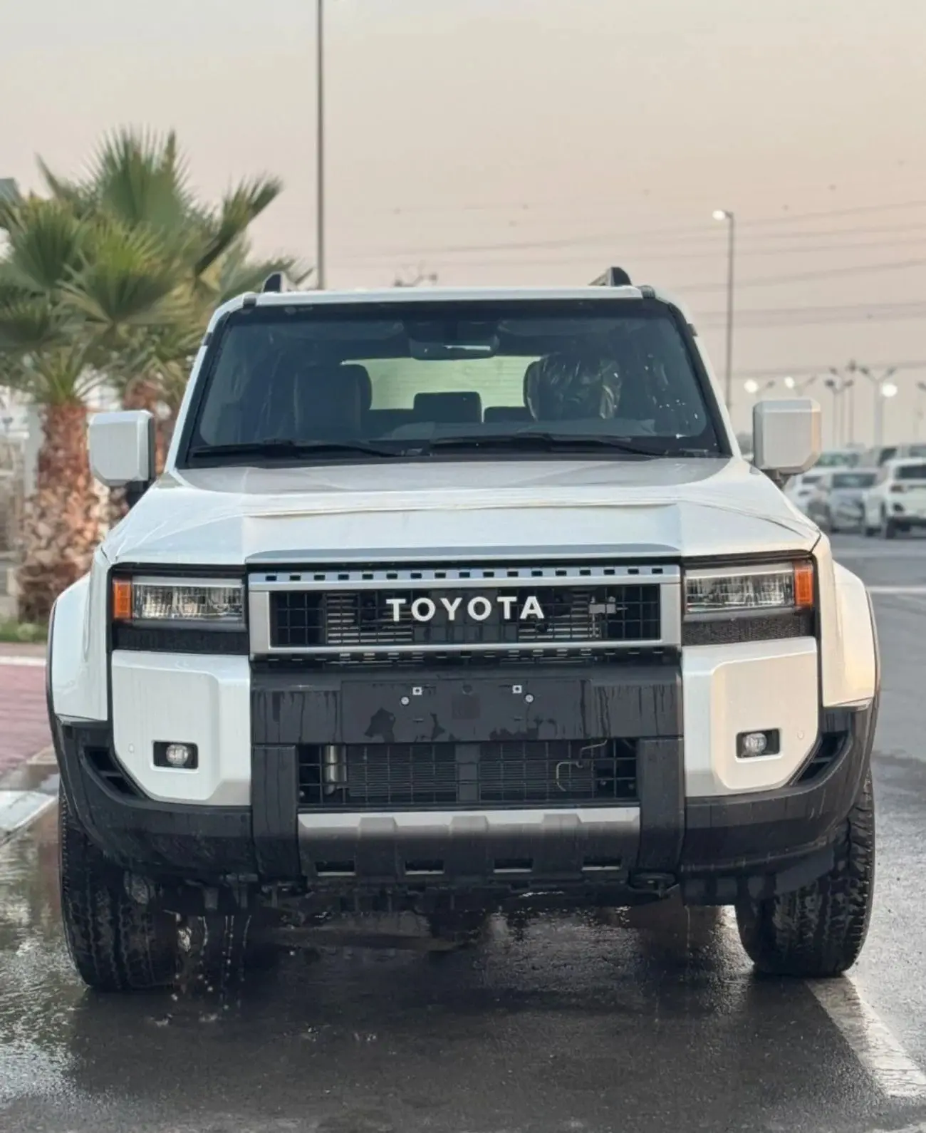 تويوتا برادو 2024 2.4L