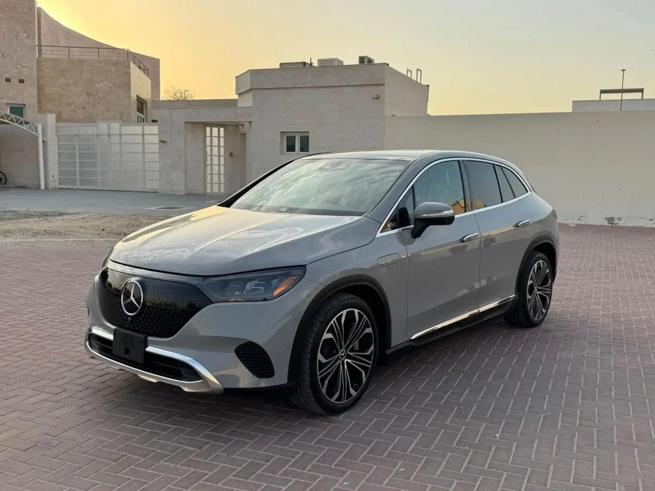 Mercedes Benz EQE SUV Class AMG 2023