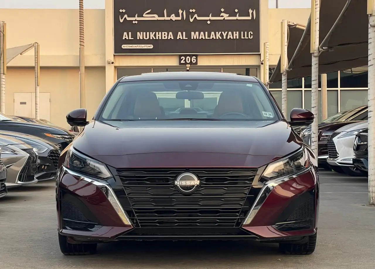 Nissan Altima 2023