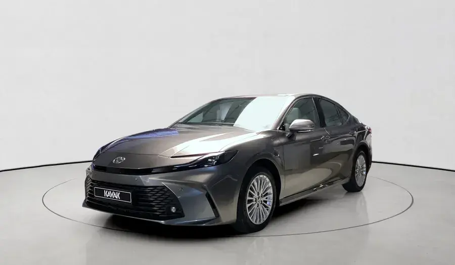 تويوتا كامري 2025 2.5L