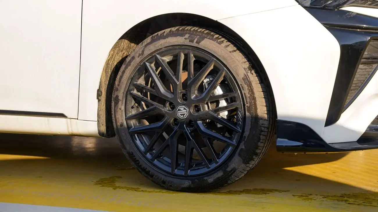 أم جي 6 2025 1.5L