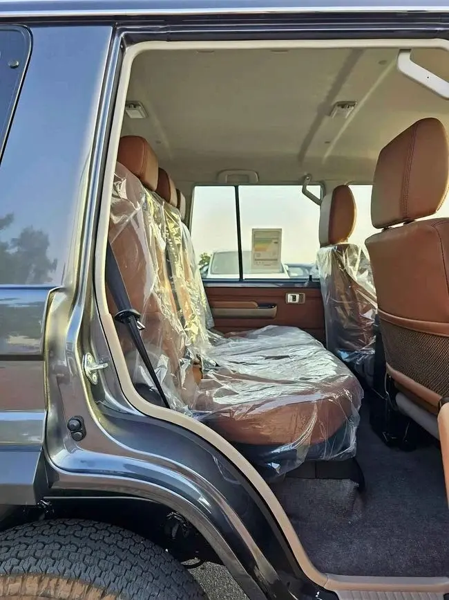 Toyota Land Cruiser 70 2025 2.8L