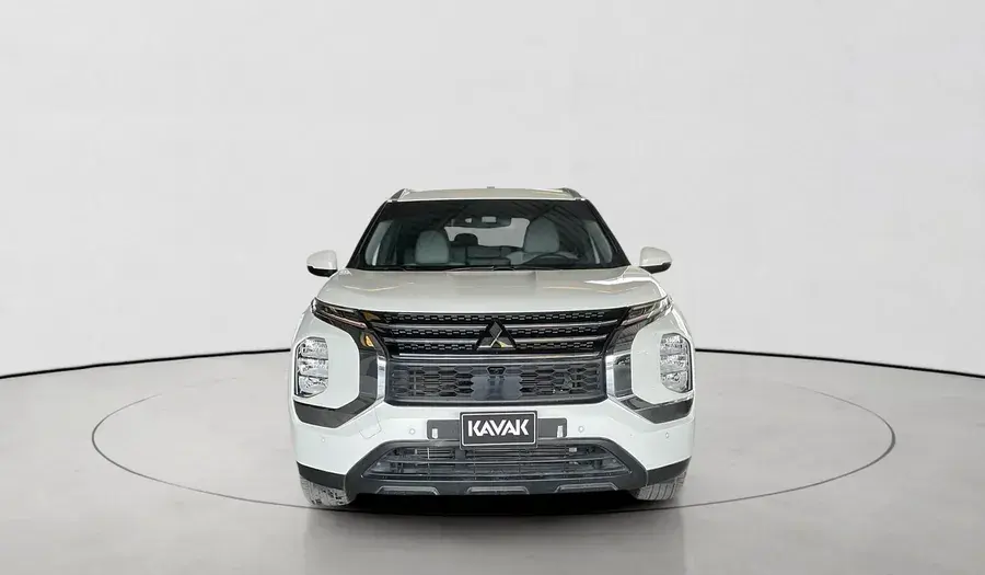 Mitsubishi Outlander 2024