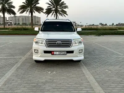Toyota Land Cruiser 2015 4.8L
