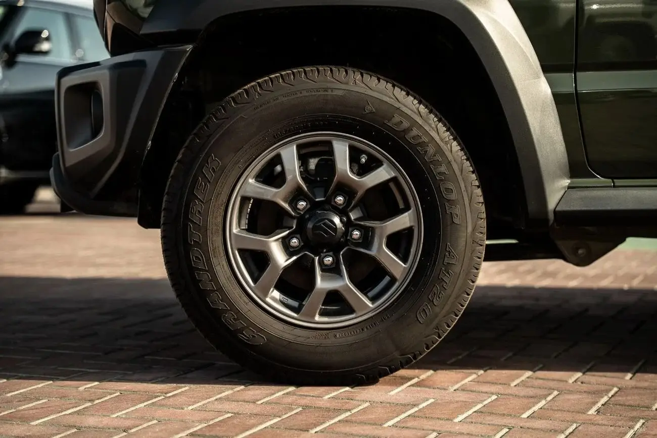 سوزوكي جيمني 2024 1.5L