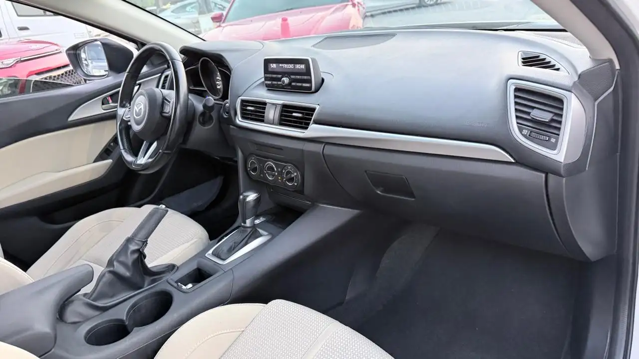 مازدا 3 Sedan 2019 2L