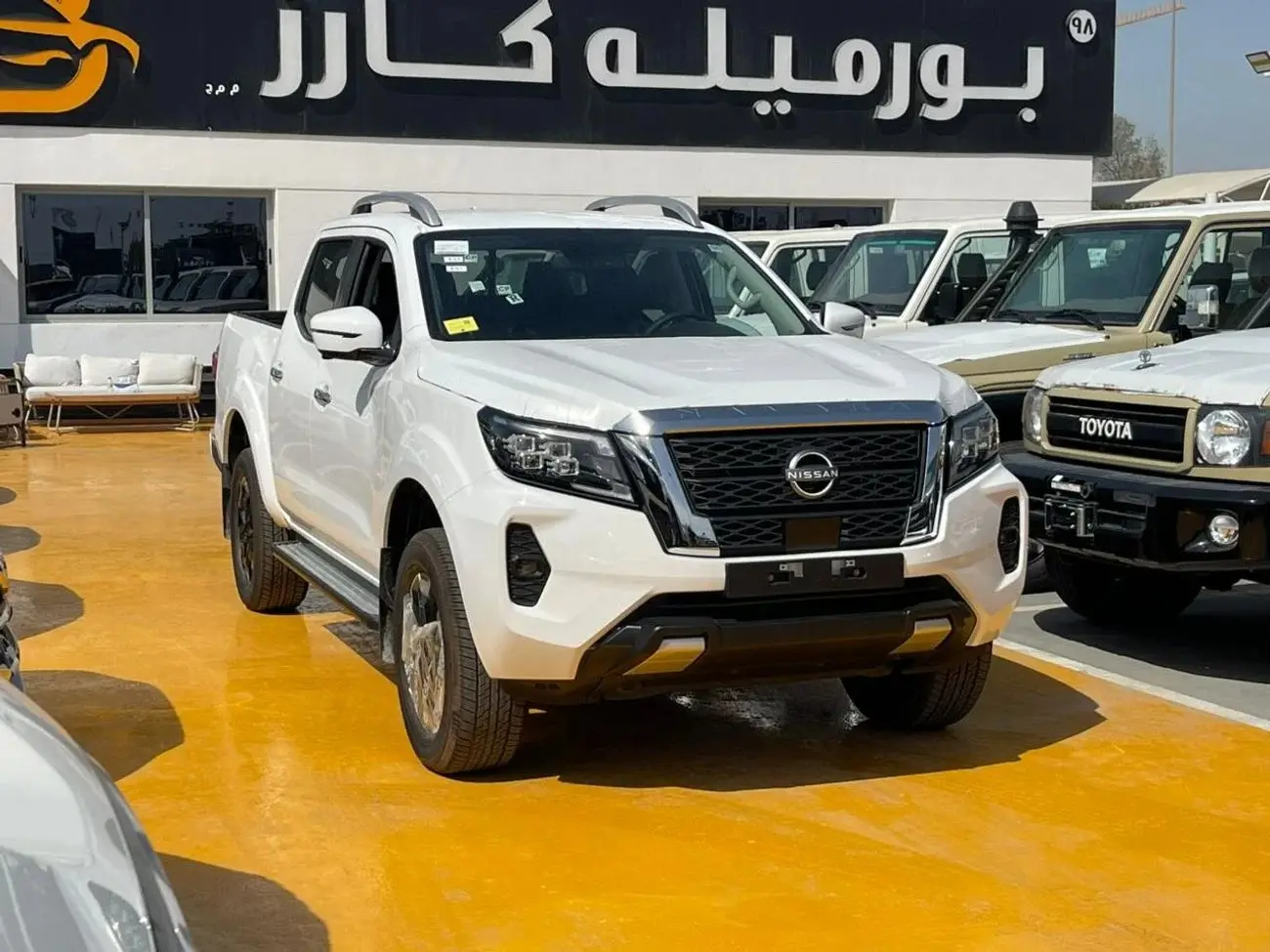 نيسان نافارا 2025 2.5L