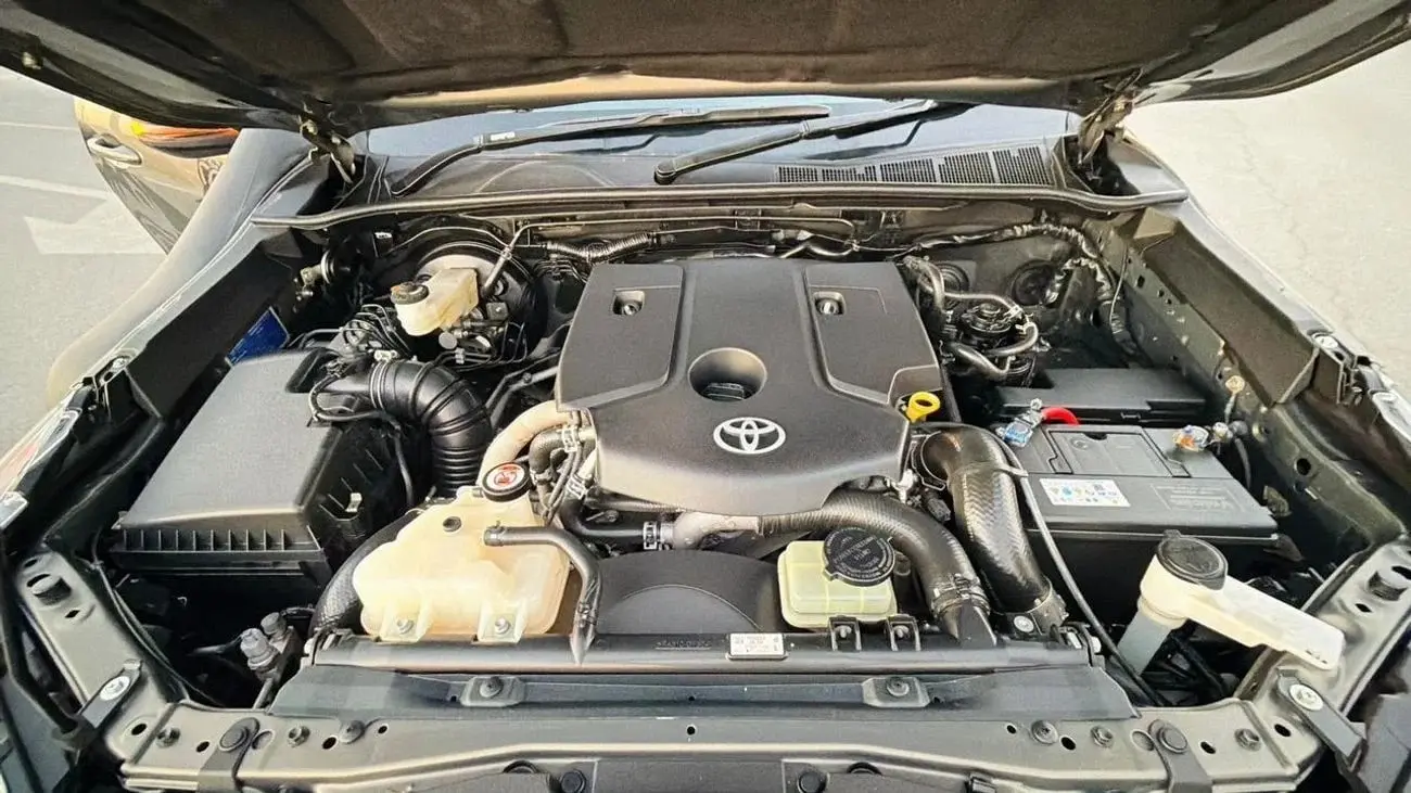 Toyota Hilux 2023 2.8L