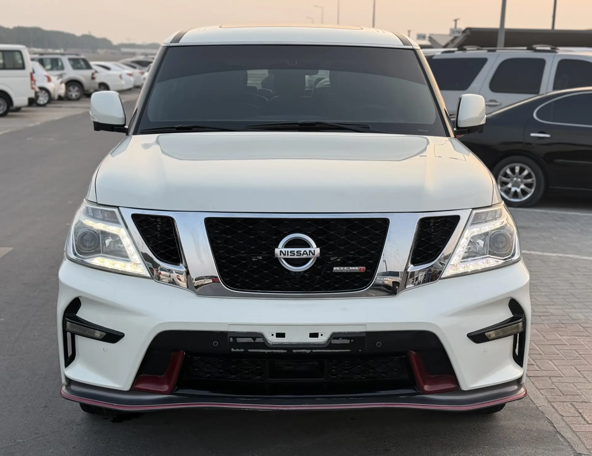 Nissan Patrol 2014 5.6L