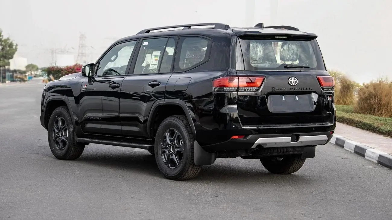 تويوتا لاند كروزر 2025
