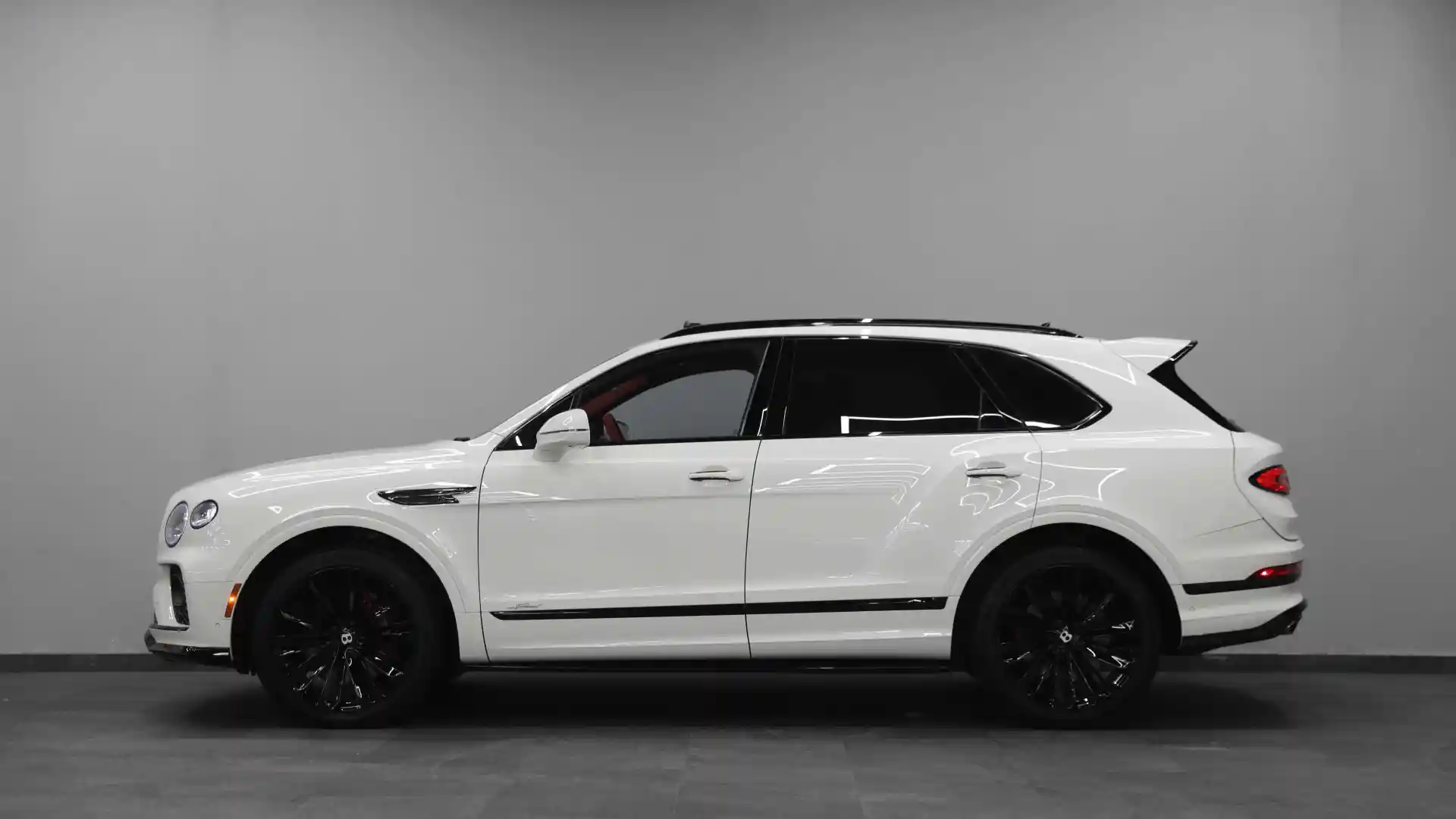 بنتلي بينتايجا 2021 6L