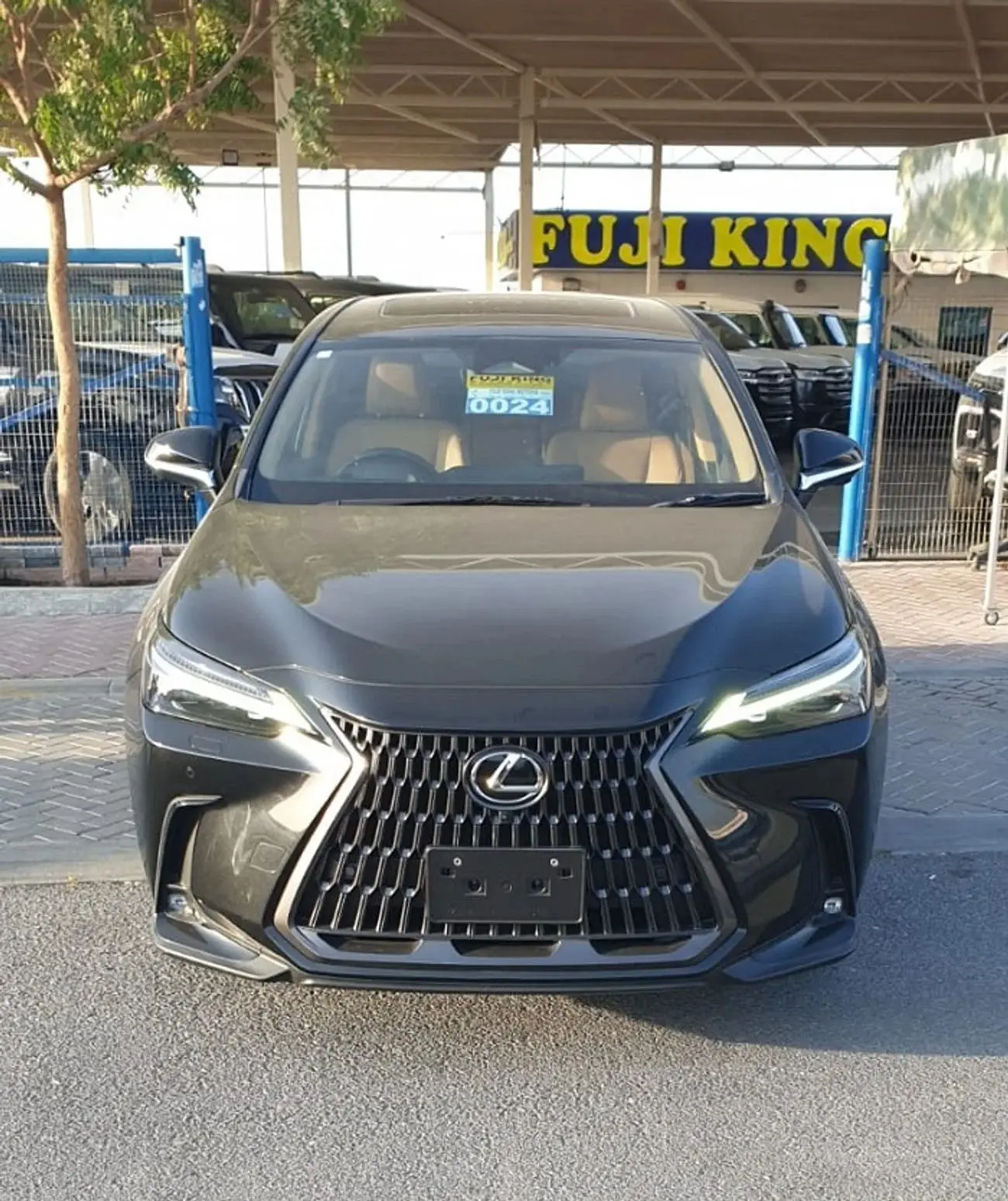 Lexus NX 2023 2.5L