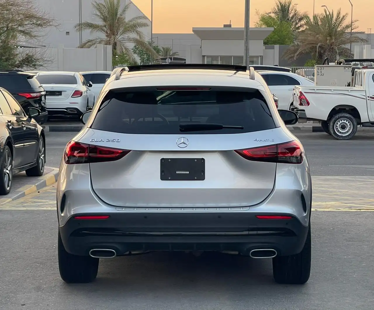 مرسيدس بنز GLA Class 2023