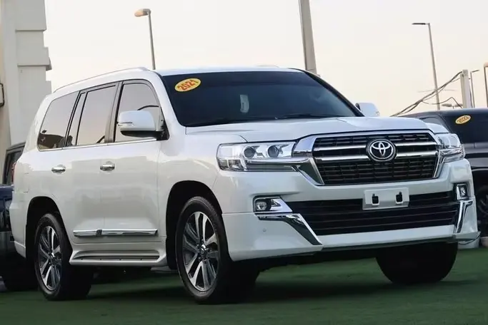 Toyota Land Cruiser 2021 5.7L