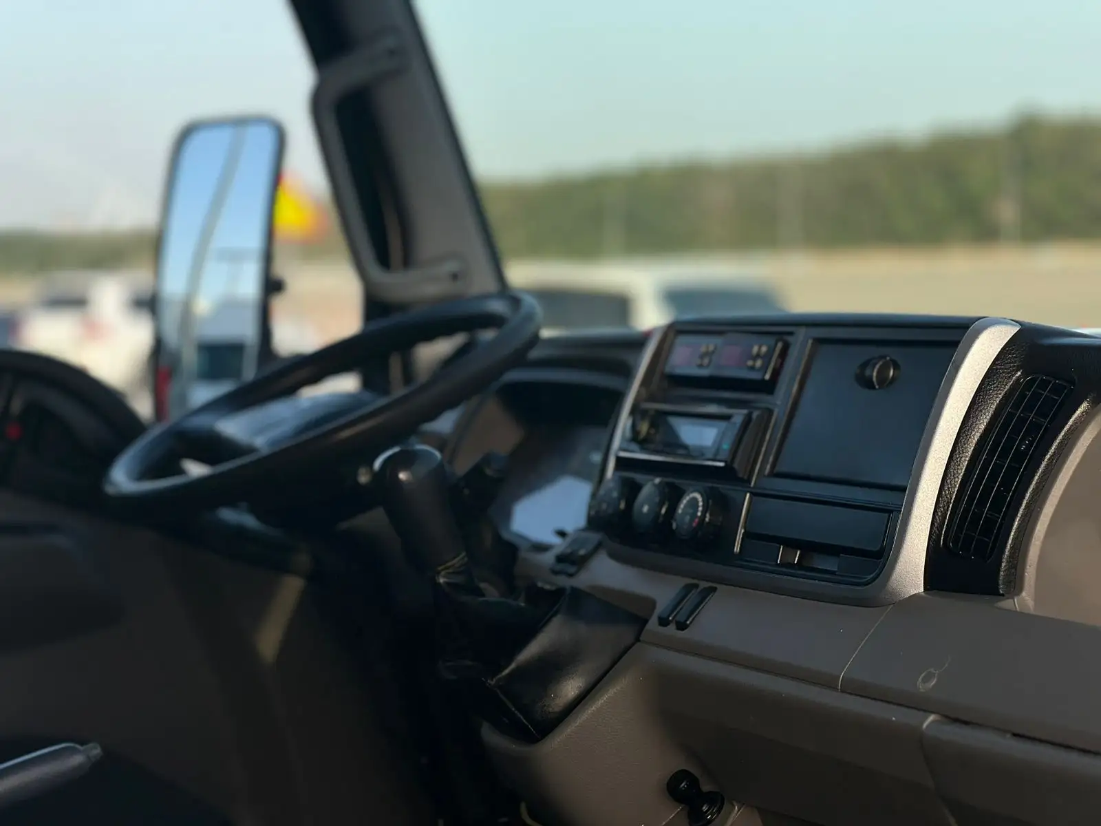 Mitsubishi Canter 2020