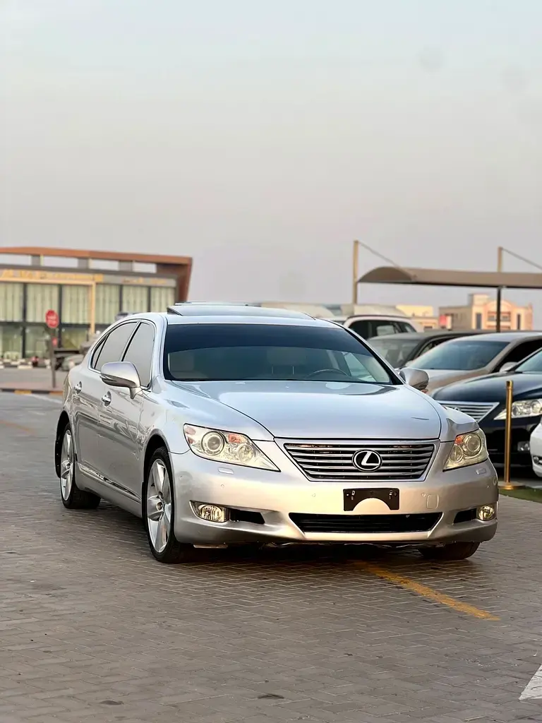 Lexus LS 2012 4.6L