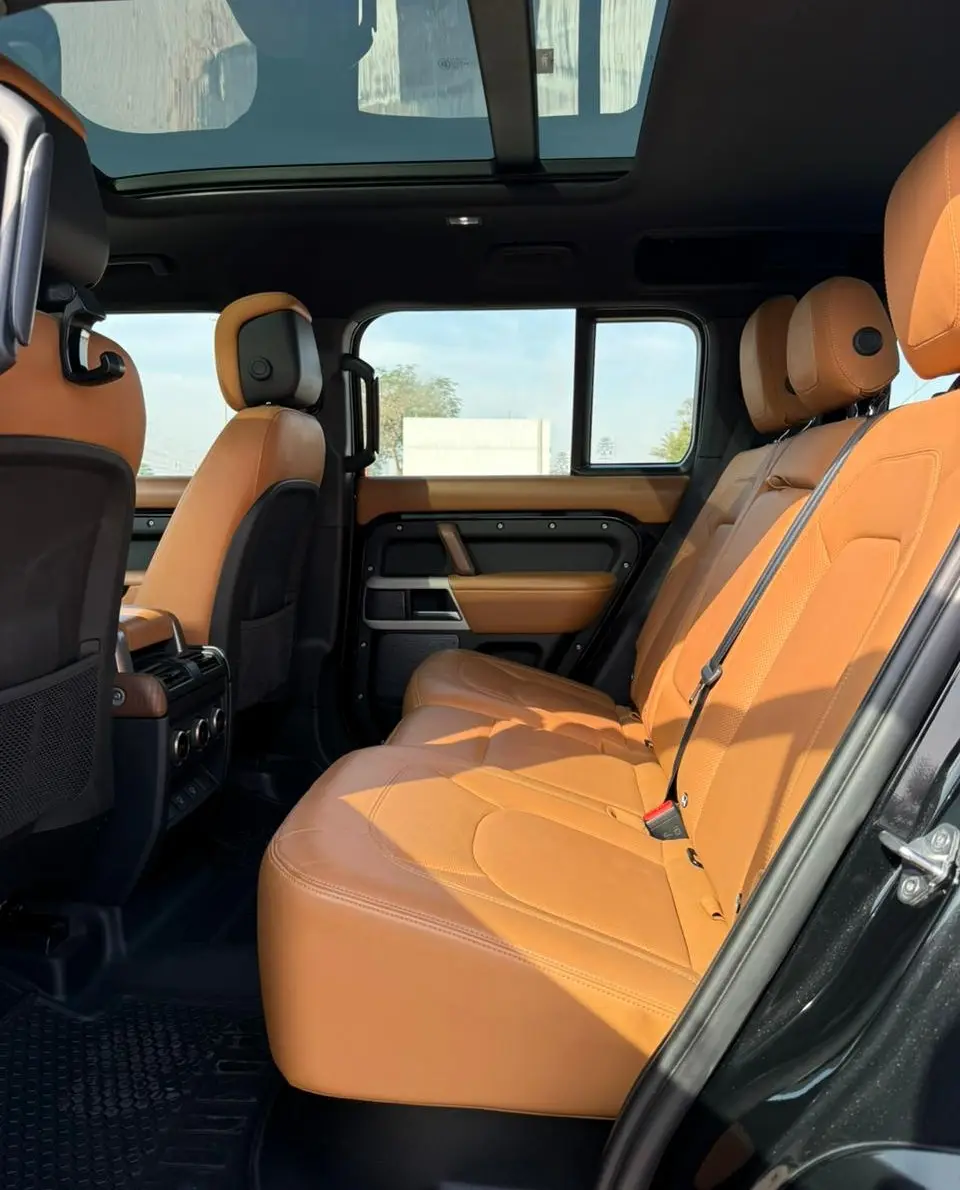 Land Rover Defender 2023 3L
