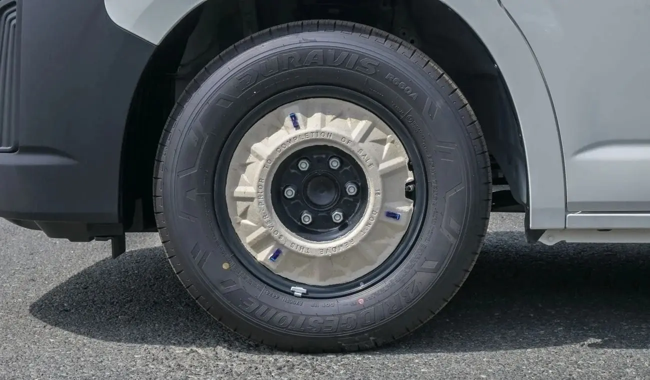 Toyota Hiace 2025 3.5L