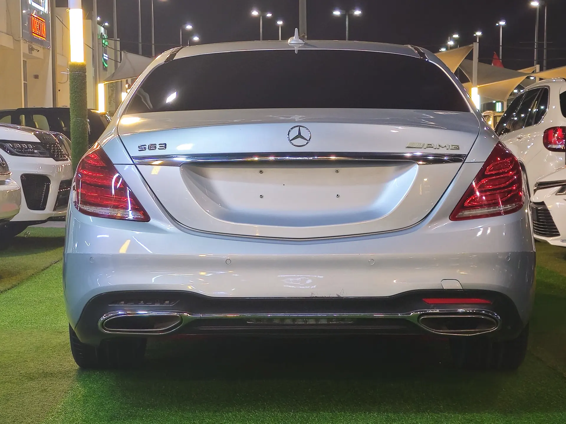 مرسيدس بنز S Class 2015