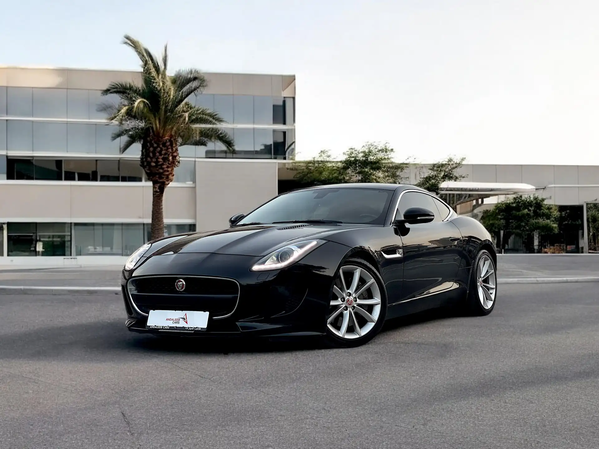 جاكوار F Type 2016