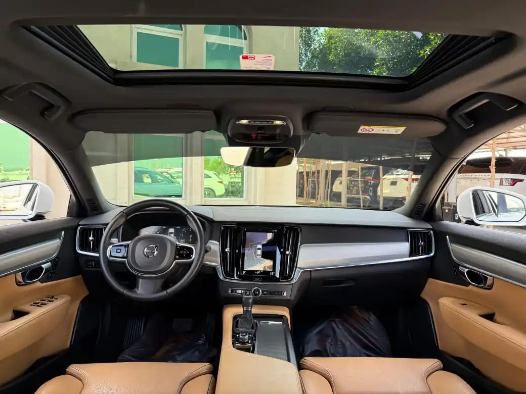 Volvo S90 2020 0.2L
