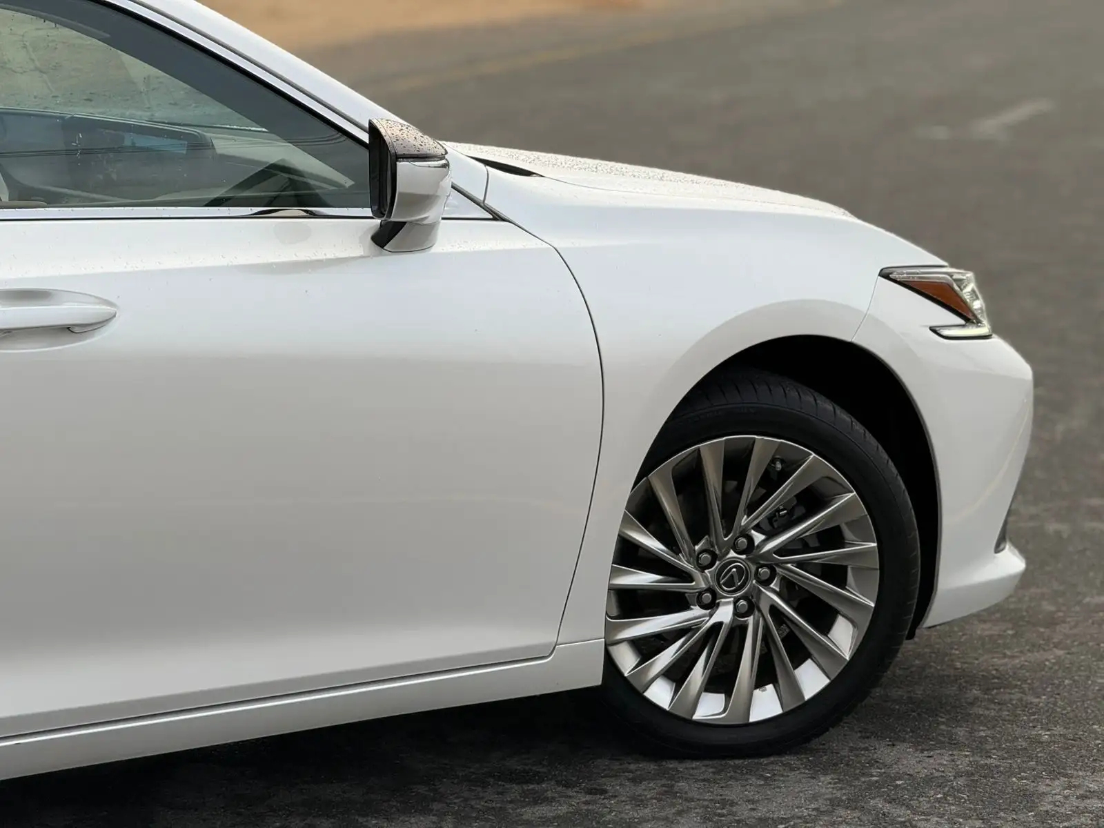 Lexus ES 2016