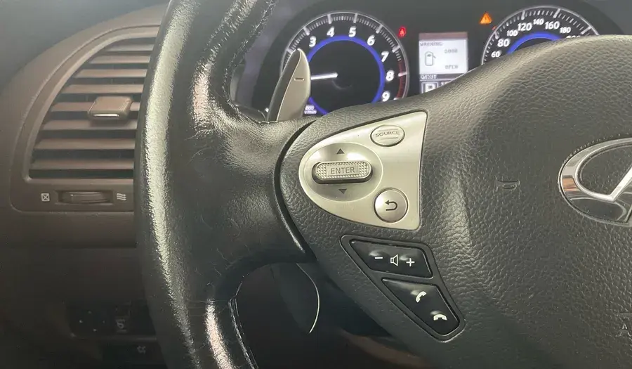 انفينيتي QX70 2018 3.7L