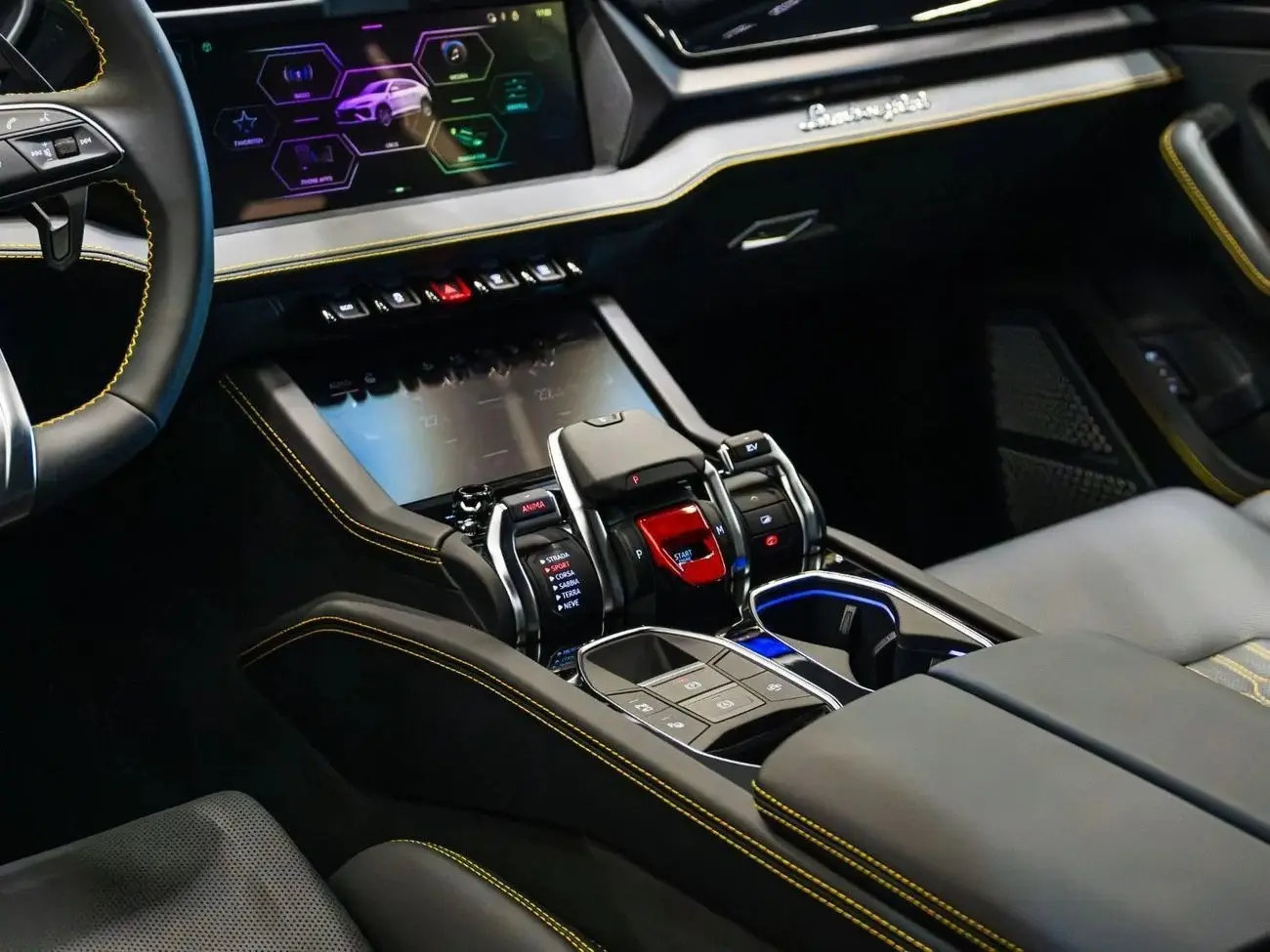 لامبورغيني اوروس 2025 4L