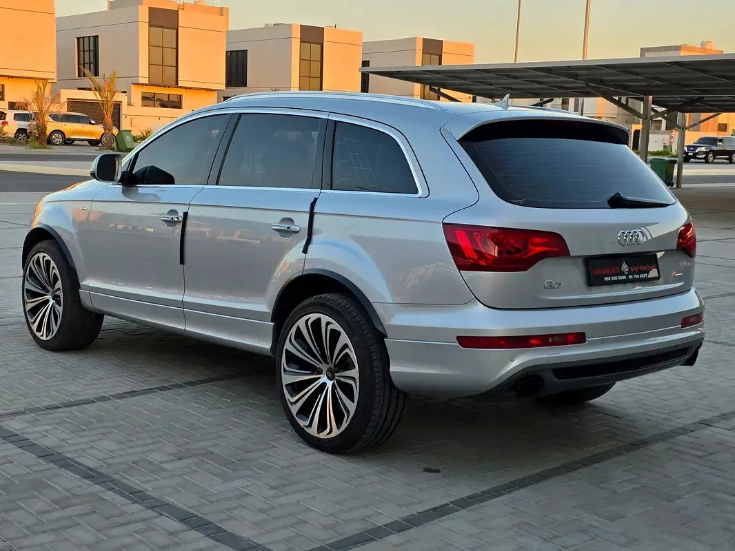 أودي Q7 2015