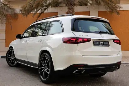 مرسيدس GLS Class 2024