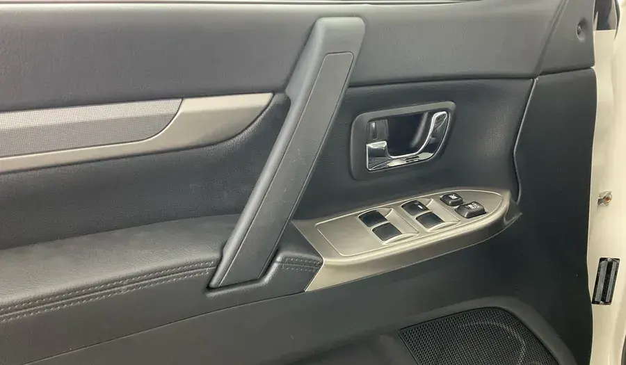 ميتسوبيشي باجيرو 2022 3L