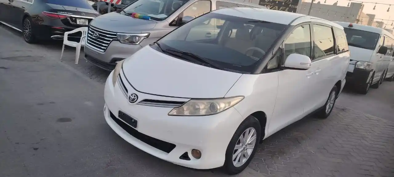 تويوتا بريفيا 2018