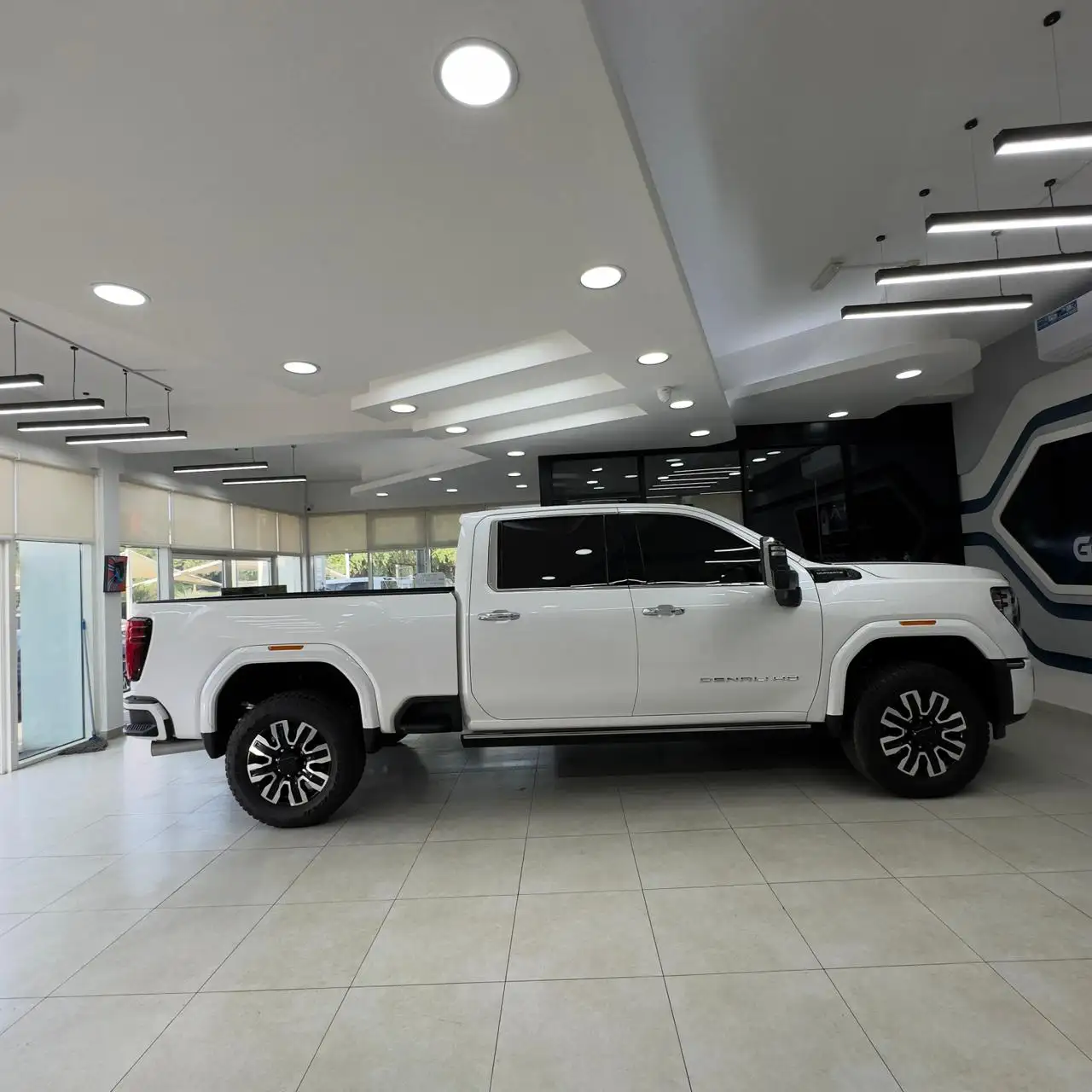 جي أم سي LD سييرا 2025 6.2L