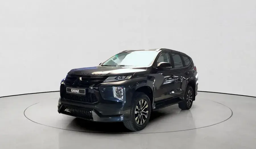 Mitsubishi Montero 2023