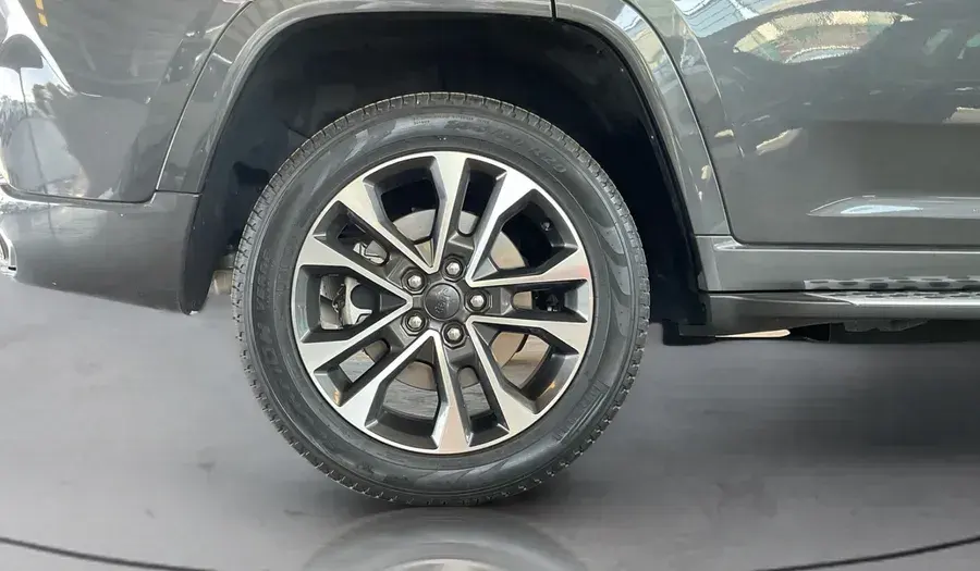 جيب جراند شيروكي 2023 3.6L