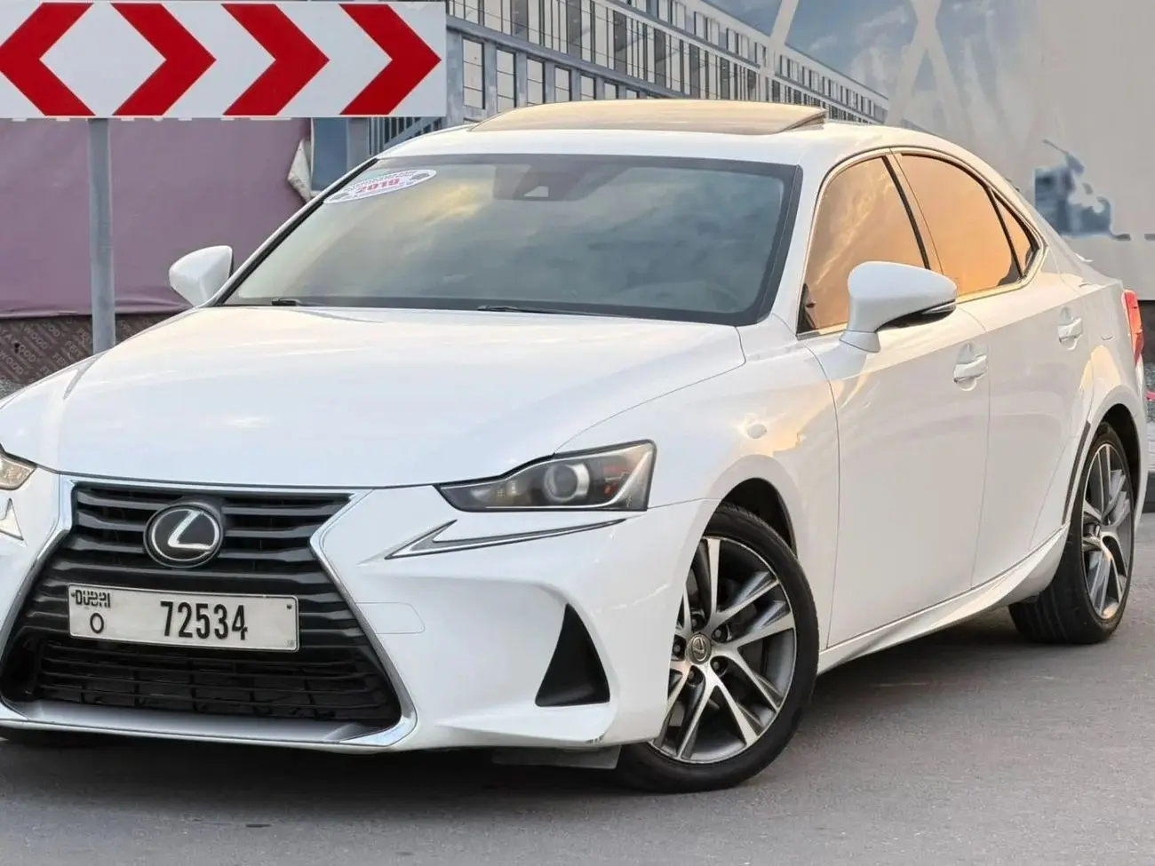 Lexus IS 2019